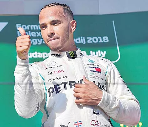 Hamilton heads into F1 break with comfortable lead on Vettel - Sakshi