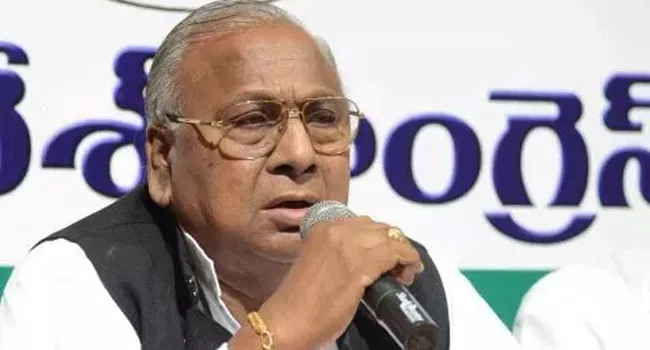 VH Hanumantha Rao Agree With Jogini Shyamala Comments - Sakshi