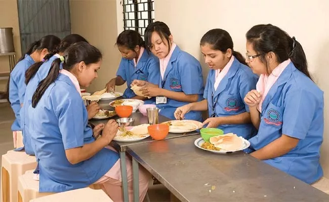 Midday Meals For  College Students - Sakshi