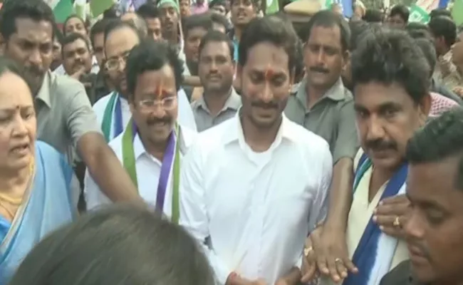 Burra Anubabu Joined In YSRCP In the presence of YS Jagan - Sakshi