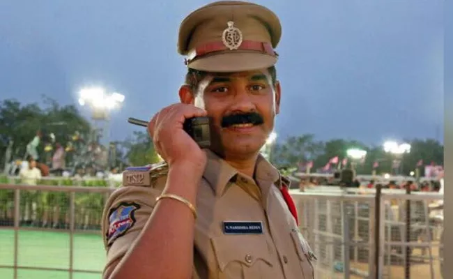 Huzurnagar CI Narasimha Reddy Was Suspended By IG Stephen Raveendra - Sakshi