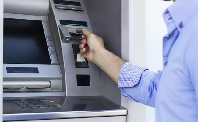 Set Up New Rule The Bankers On ATM Centers In Hyderabad - Sakshi