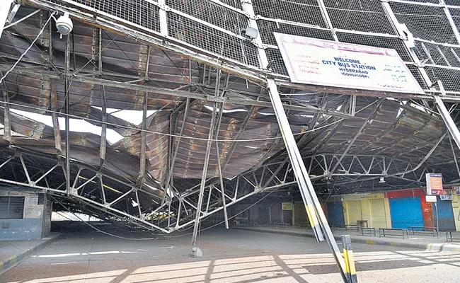 Hyderabad CBS Bus Stand Shed Collapsed - Sakshi