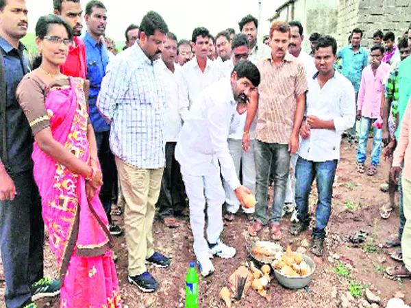 TRS MLA Chinnaiah Development Work Adilabad - Sakshi