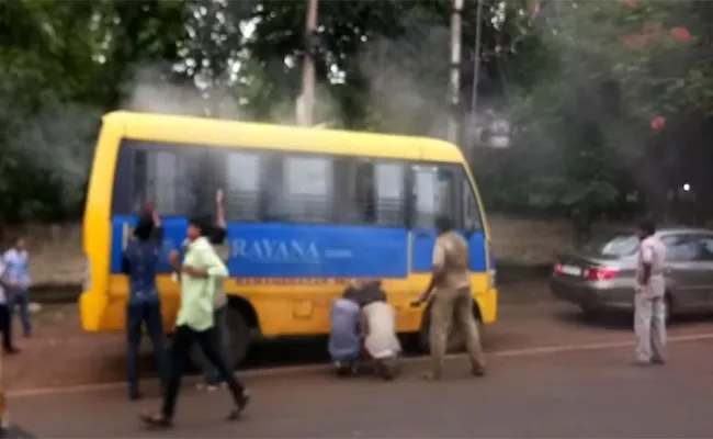 Narayana College Bus Fire Accident In West Godavari - Sakshi