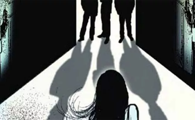 Sexual Assult On 14 Year Girl In Chhatarpur District - Sakshi