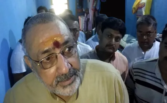 Union Minister Giriraj Singh Meets Riot Accused Men In Bihar Jail - Sakshi