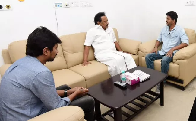 Actor Vijay Meets DMK Leader MK Stalin - Sakshi