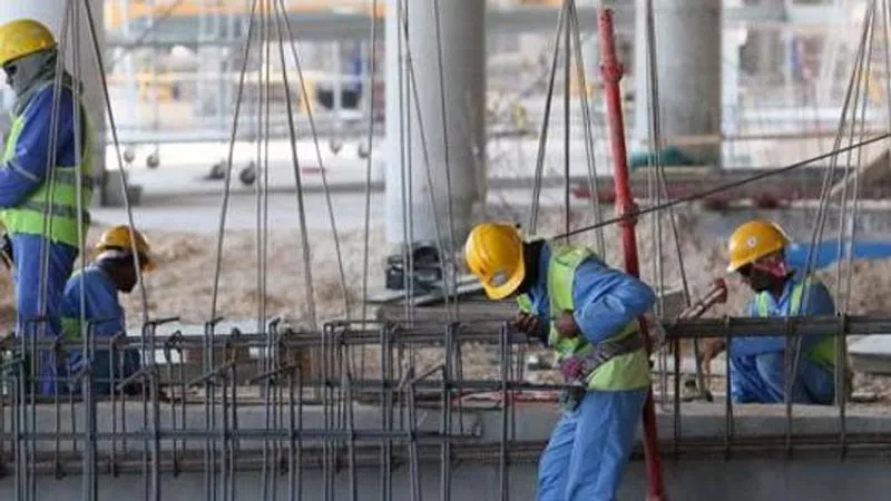 Kuwait to compensate 710 unpaid Indian workers of construction firm - Sakshi