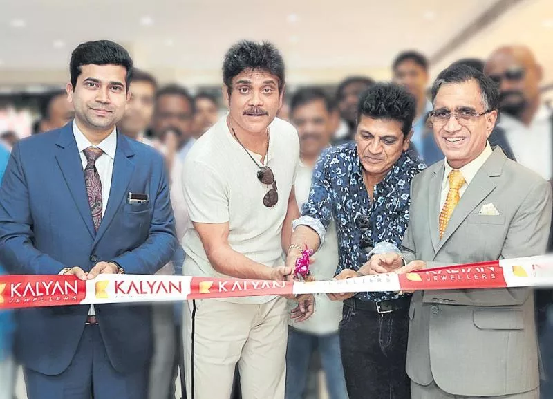 Kalyan Jewelers is a new showroom in Bangalore - Sakshi