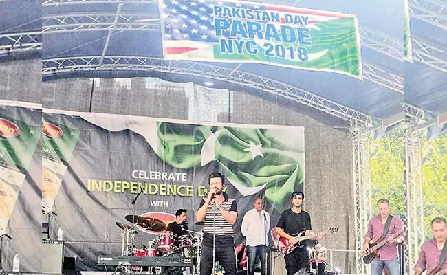 Pakistani Singer Atif Aslam Trolled for Singing Indian Song At Pakistan Day Parade - Sakshi