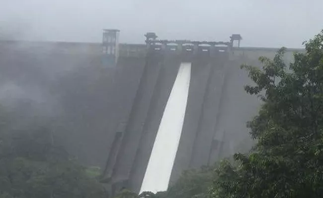 Heavy Rains High Alert In Kerala - Sakshi