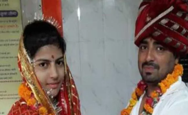 Father Kills Daughter In Rohtak Who Married A Dalit Was Adopted - Sakshi