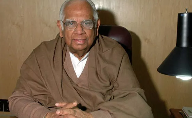 Somnath Chatterjee Body To Be Donated To Local Medical College - Sakshi