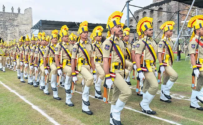 Golkonda Fort Ready For independence day celebrations - Sakshi