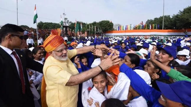 Modi Brought His Style To The Independence Day Celebrations - Sakshi