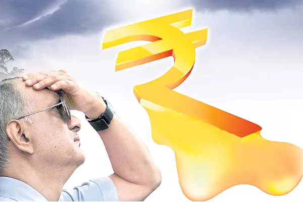 Rupee falls to fresh all-time low of 70.08 level on Turkish crisis - Sakshi