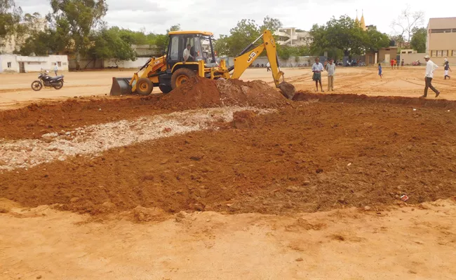 Helipad Construction In Sports Ground YSR Kadapa - Sakshi