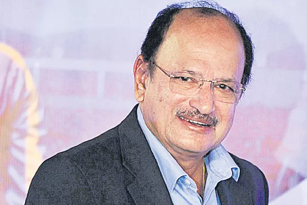 Former India Test captain Ajit Wadekar passes away - Sakshi