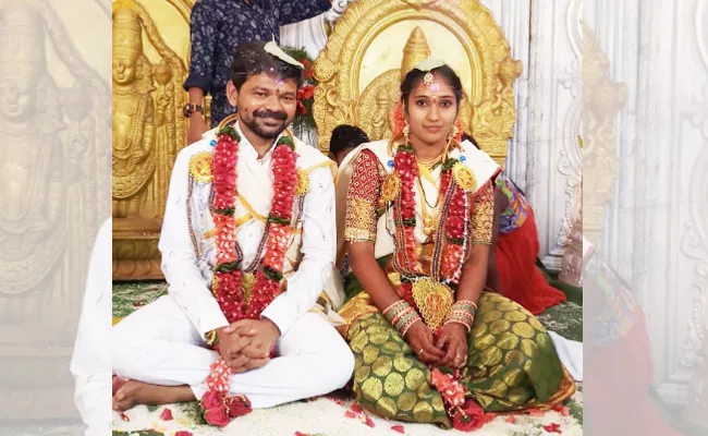 Comedian Jogi Naidu Second Marriage In Visakhapatnam - Sakshi