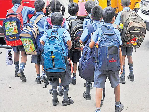 No bag and no homework to CBSE schools - Sakshi