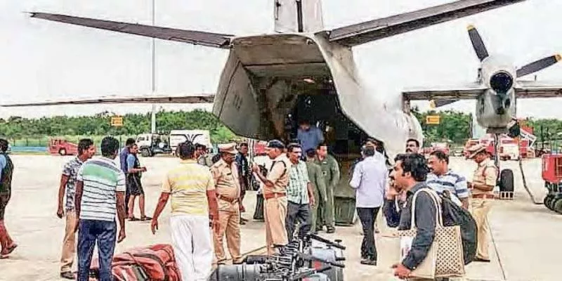 AP CM Chandrababu Naidu Send NDRF Teams to Kerala - Sakshi