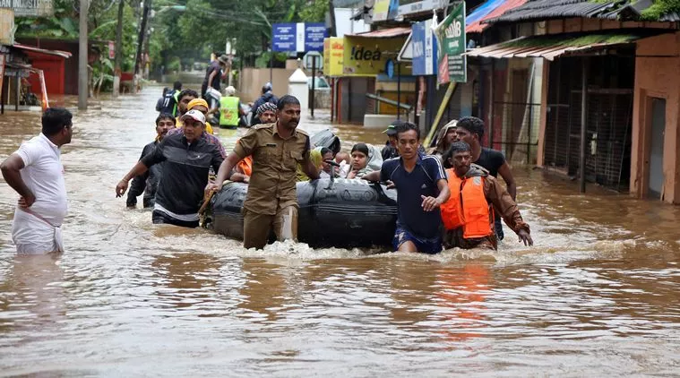 Authorities Fear Outbreak Of Diseases In Kerala Relief Camps - Sakshi