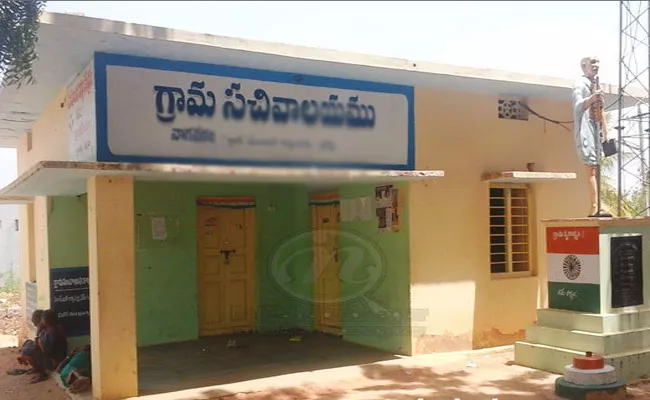 Grama Panchayat  Officers Penury In Adilabad - Sakshi