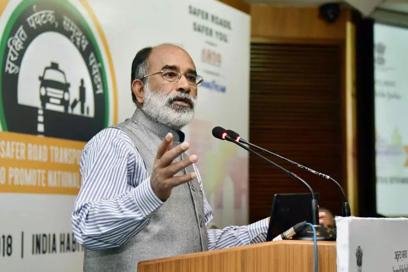 K J Alphons Asked Skilled Workers Help To Kerala People - Sakshi