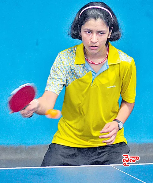 Naina, Lasya to Fight in Title of State Ranking TT - Sakshi