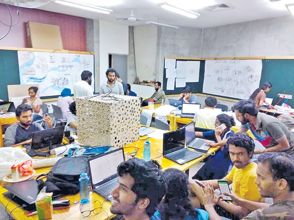 IIT Hyderabad students worked hard for Kerala victims - Sakshi