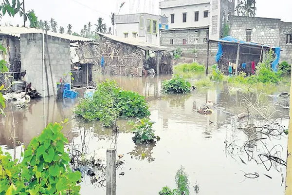 Double the flood threat to the Capital City Amaravati - Sakshi