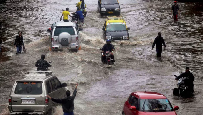 heavy rains in vidarbha, marathwada - Sakshi