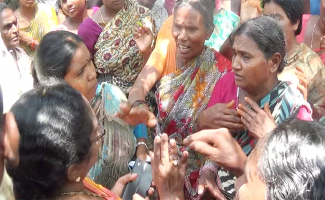 Uppuleti Kalpana Visit Vuyyuru Hospital Krishna - Sakshi