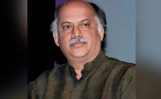 Gurudas Kamat Last Rites In Same Crematorium He Inaugurated On The Same Day - Sakshi