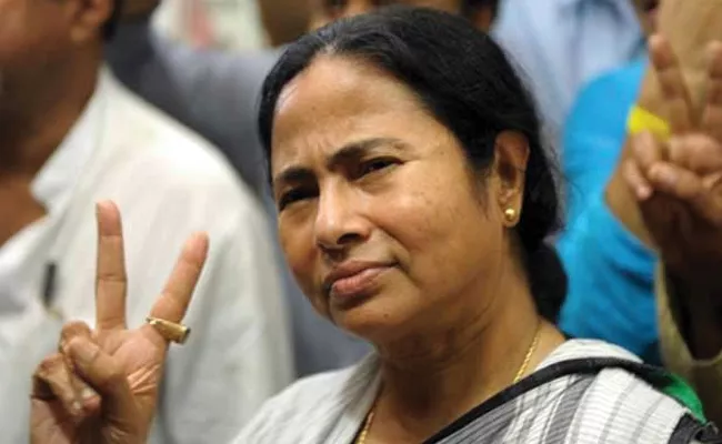 Big Relief For Mamata Banerjee In Supreme Court On Panchayat Elections - Sakshi