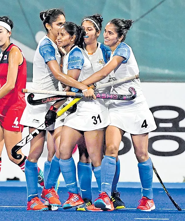 Indian women crush Korea 4-1, book semis spot - Sakshi