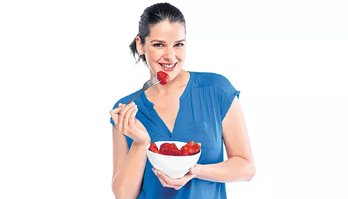 Strawberry good for health - Sakshi