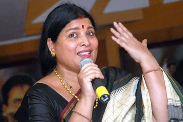 Minister Jayamala Glamor : Pramod Madhuraj  - Sakshi