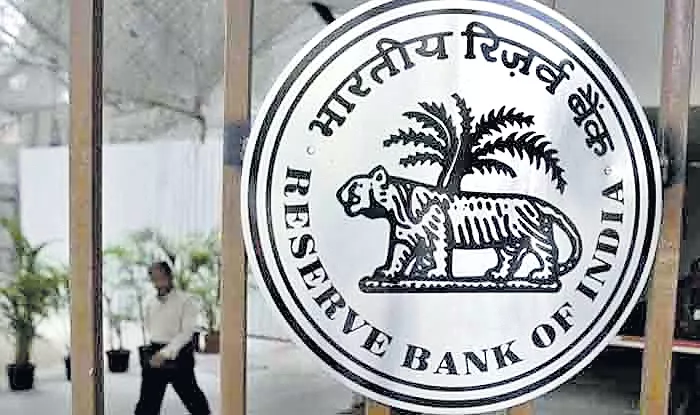 RBI on board in empower panel meeting on stressed power assets - Sakshi