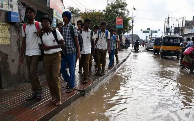 schools, colleges reopen in kerala - Sakshi