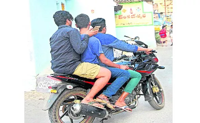 Rash Driving  In Jagthial - Sakshi