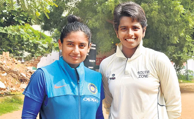 Arundhati Reddy Select In T20 Women Cricket Team - Sakshi