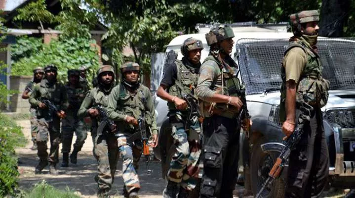 Five Terrorists Shot Dead In Jammu kashmir - Sakshi