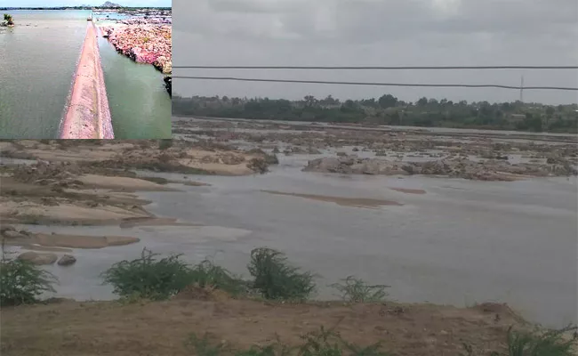 Tungabhadra River In Water Down Kurnool - Sakshi