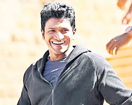 Puneeth Rajkumar sings his first song in Tulu - Sakshi