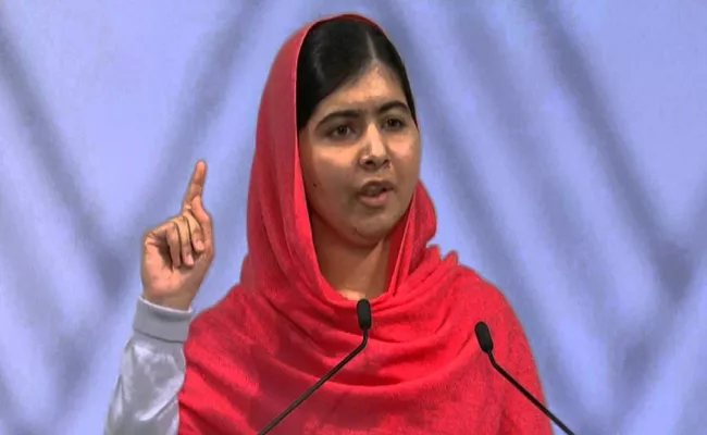 Girls With Books Frightens Extremists Says Malala Yousafzai - Sakshi