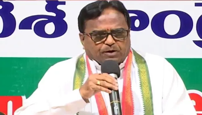 Ponnala Lakshmaiah Slams TRS Over Rajya Sabha Deputy Chairman Issue - Sakshi