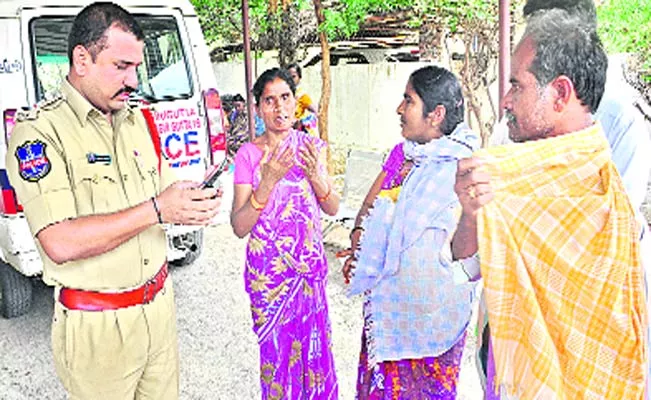 Girls Trafficking In Yadadri  - Sakshi