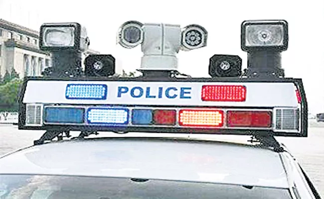 Vehicle Mounted Cameras For Traffic violations In Hyderabad - Sakshi